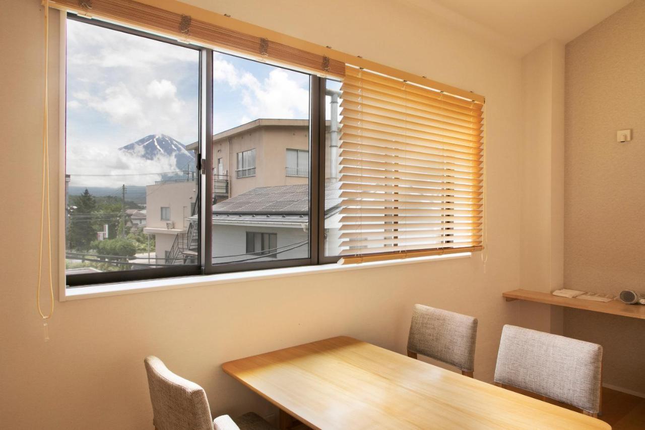 Dot Hostel&Bar 富士山 Fujikawaguchiko Buitenkant foto